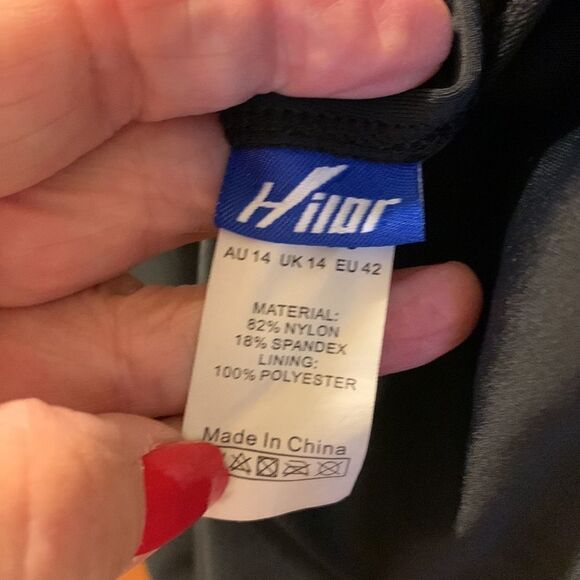 Hilor One piece Size 10 black swimsuit with fully skirted ruched overlay - Picture 8 of 9